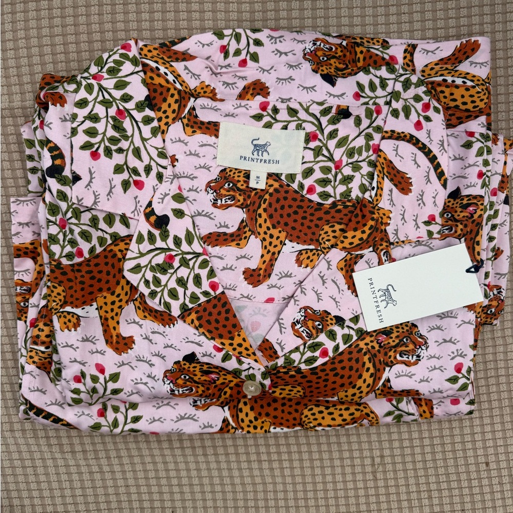 Printfresh Pink Leopard-Print Relaxed Pajama Set- NEW WITH TAGS - Picture 3 of 3